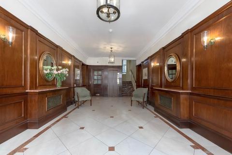 2 bedroom apartment to rent, Basil Street, SW3