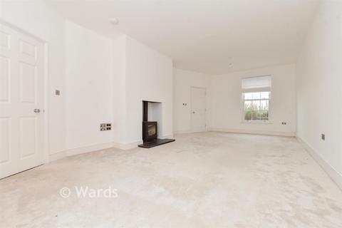 5 bedroom detached house for sale, Buzzard Drive, Whitfield, Dover, Kent
