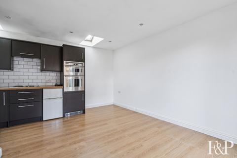 1 bedroom detached house for sale, Maidenhead Road, Windsor