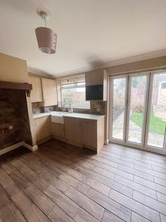 4 bedroom semi-detached house to rent, Filton, Bristol BS34