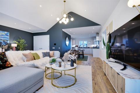 1 bedroom detached bungalow for sale, Muddy Boots - Saturday 10th January