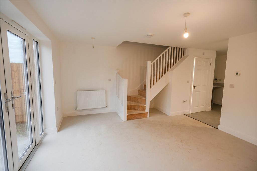 Living Room (2)