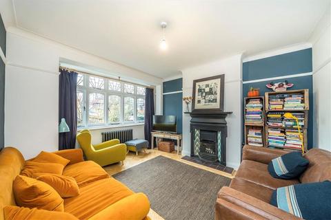 3 bedroom terraced house for sale, Milborough Crescent, London SE12