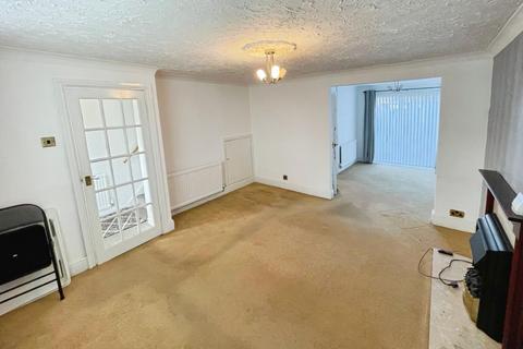 3 bedroom semi-detached house for sale, Cartmel Drive, Great Sutton, Ellesmere Port, CH66 2SQ