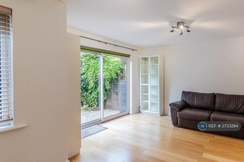 undefined, Holmes Close, London, SE22