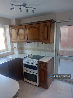 3 bedroom semi-detached house to rent, Wallfield Close, Tean, Stoke-On-Trent, ST10