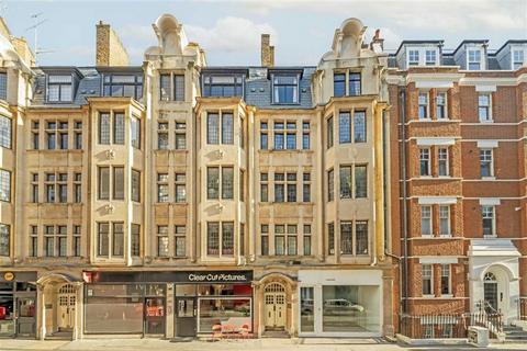 undefined, Newman Street, London W1T