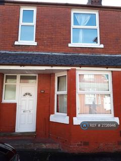 2 bedroom terraced house to rent, Claymore Street, Manchester, M18