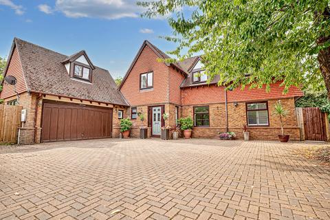 5 bedroom detached house for sale, Salden Close, Milton Keynes MK5