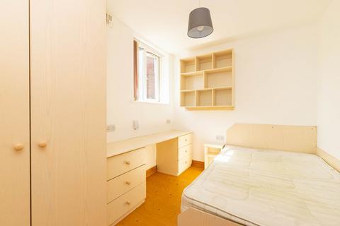 undefined, Saint Chads Drive, Leeds LS6