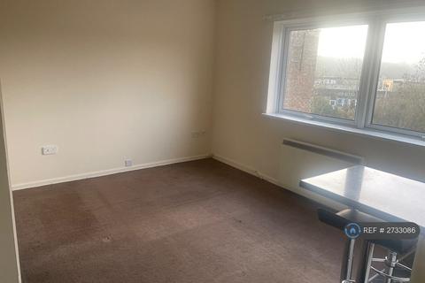 1 bedroom flat to rent, Dearne Walk, Bedford, MK41