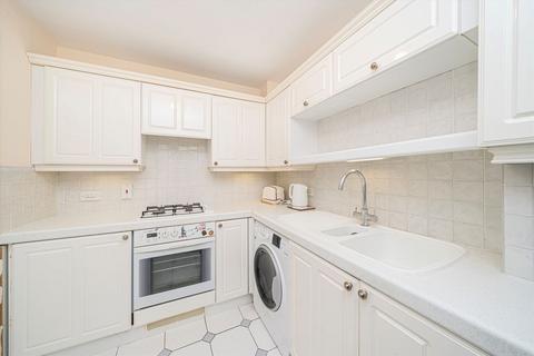 undefined, Aspen Square, Weybridge KT13