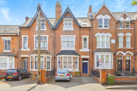 6 bedroom terraced house for sale - Evington Road, Leicester LE2
