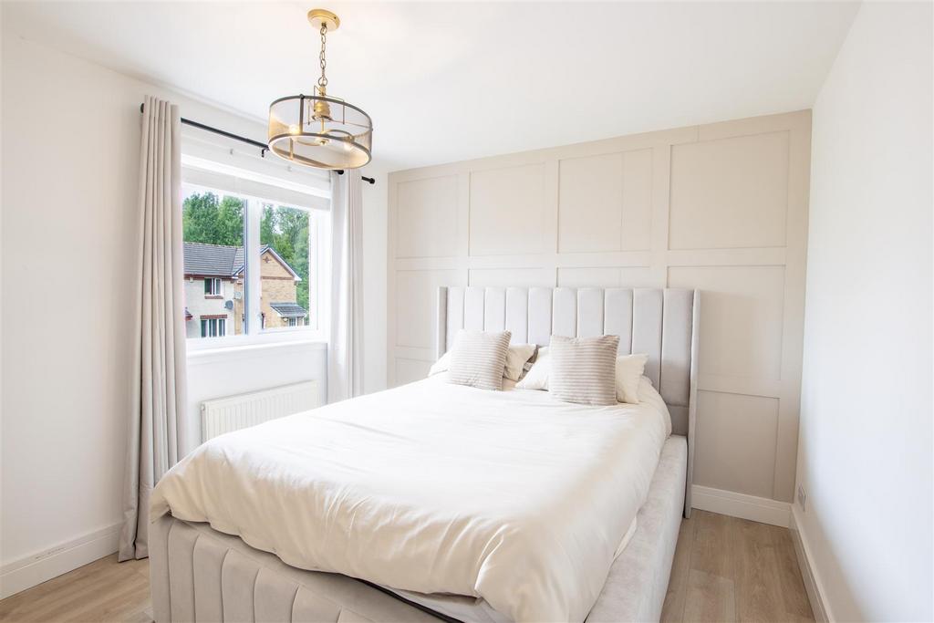 Bedroom.one-2.jpg