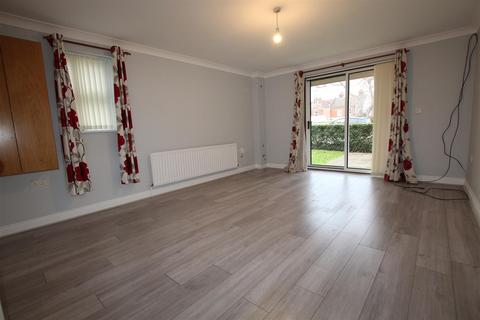 2 bedroom flat to rent, 8 Romsey Road, Eastleigh
