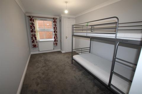2 bedroom flat to rent, 8 Romsey Road, Eastleigh