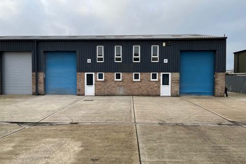 Industrial unit to rent - 3E-3F Morses Lane Industrial Estate, Brightlingsea, Colchester, Essex, CO7