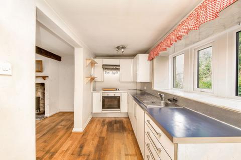 2 bedroom end of terrace house for sale, Netherton Fold, Huddersfield, HD4