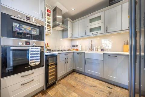 undefined, Chatsworth Road,  London, NW2