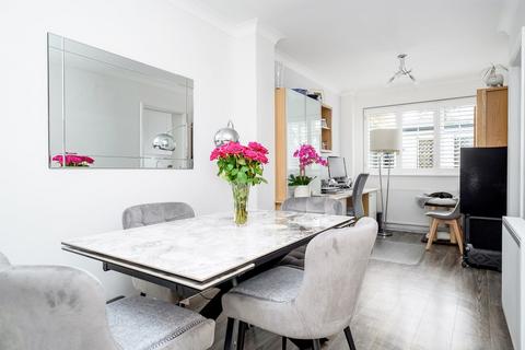 undefined, Gainsborough Court, WALTON-ON-THAMES, KT12