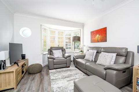 undefined, Gainsborough Court, WALTON-ON-THAMES, KT12