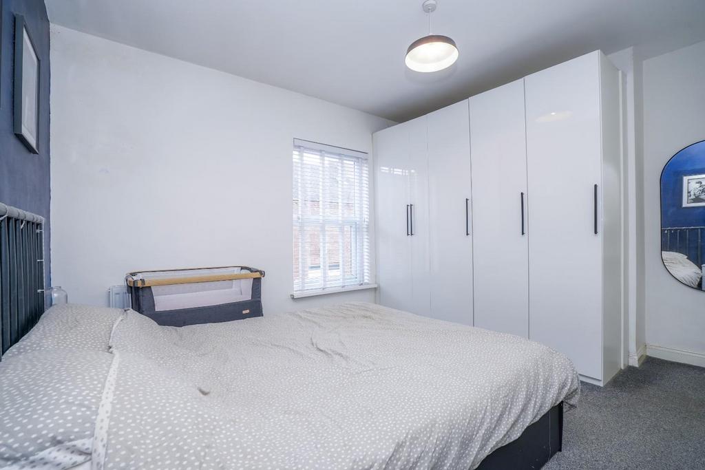 15 Nalton Street, Selby, YO8 4 AE DSC01453.jpg