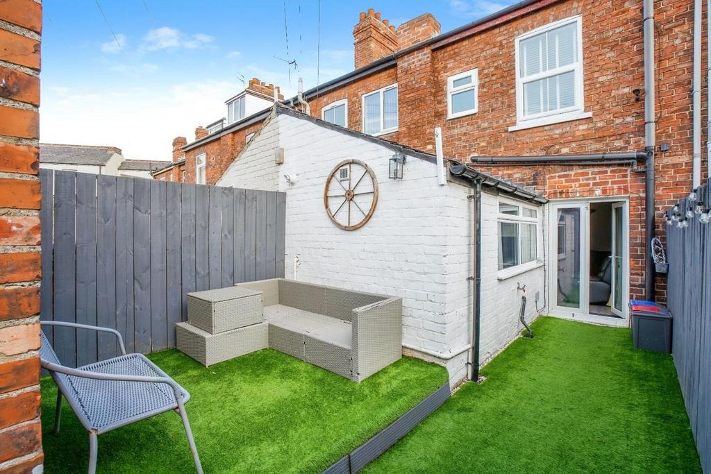15 Nalton Street, Selby, YO8 4 AE 29135aaa-DSC01485