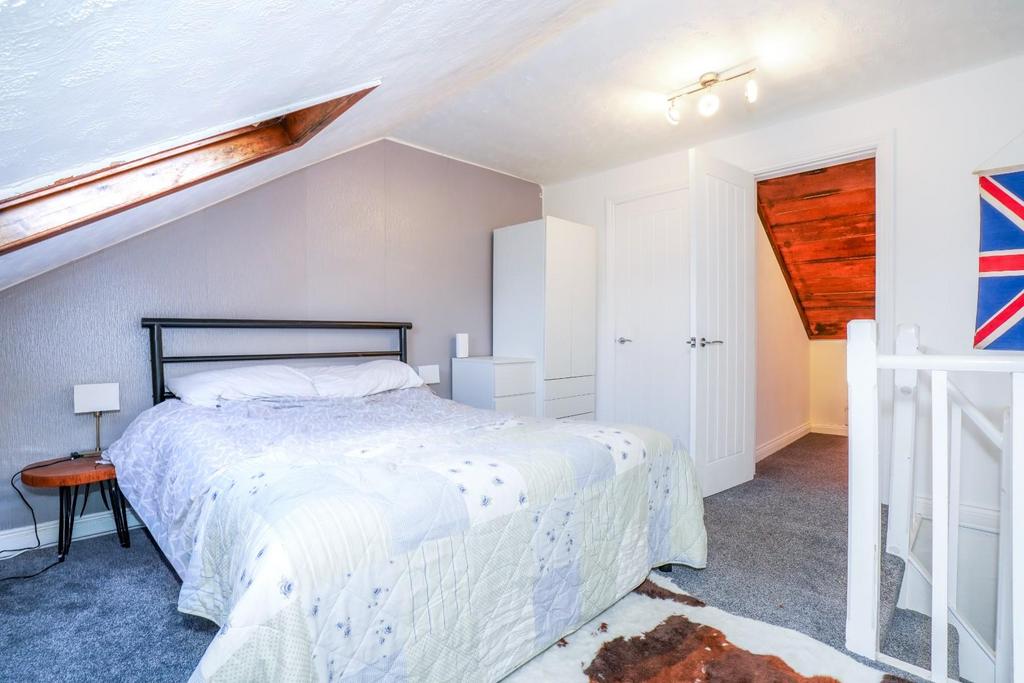 15 Nalton Street, Selby, YO8 4 AE DSC01448.jpg