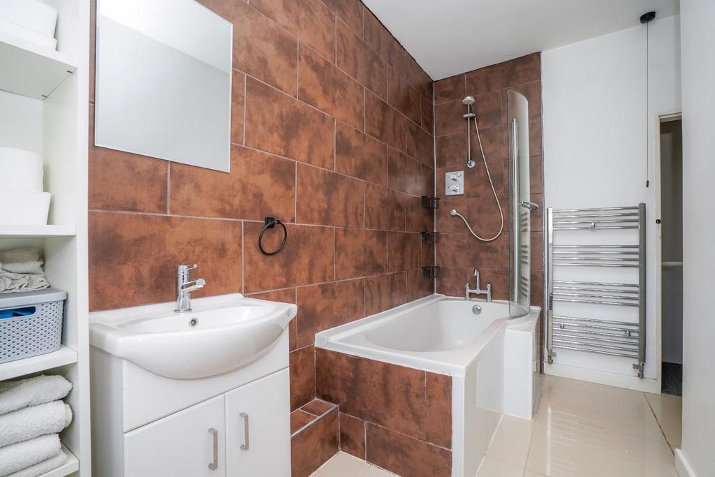 15 Nalton Street, Selby, YO8 4 AE DSC01459.jpg