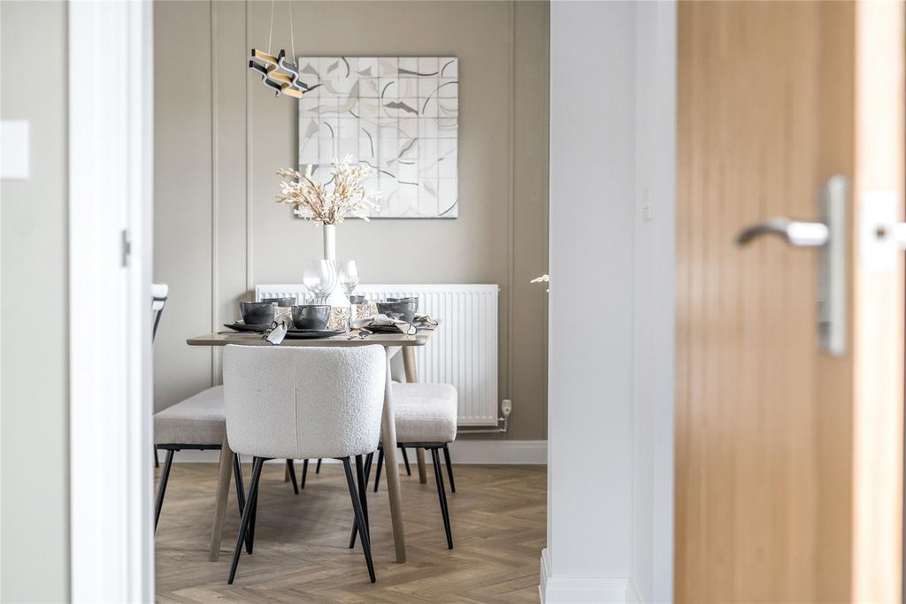 Show Home Dining