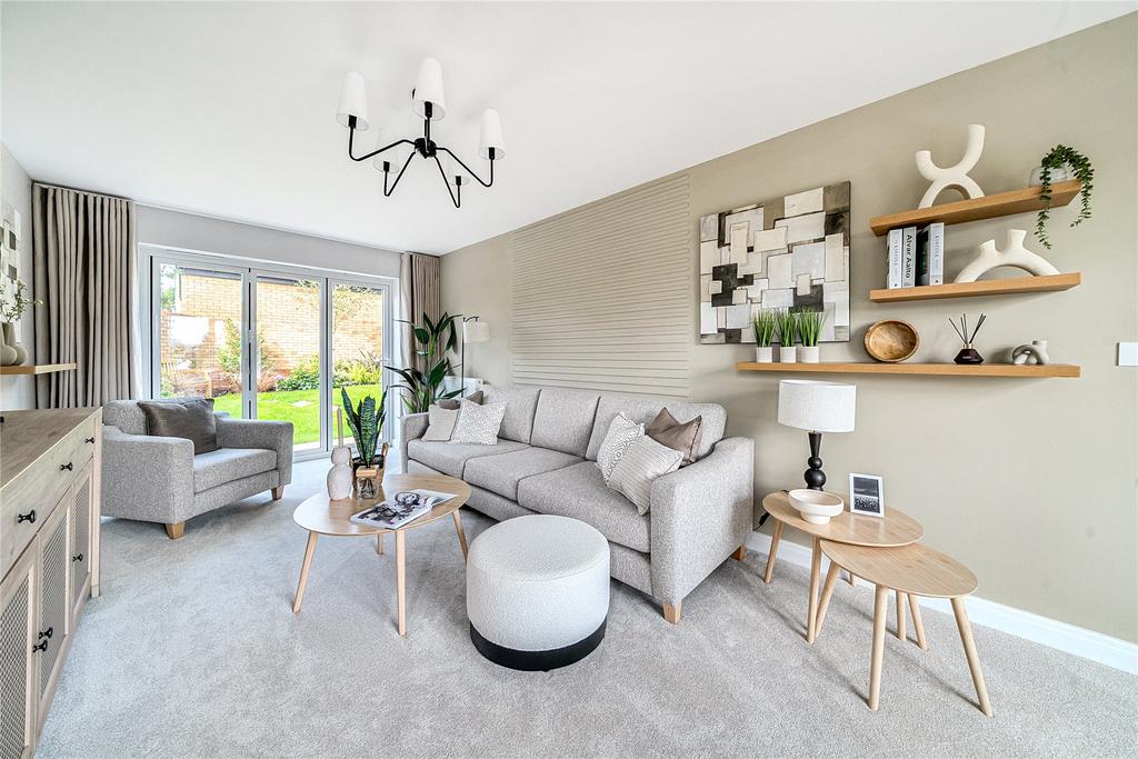 Show Home Living