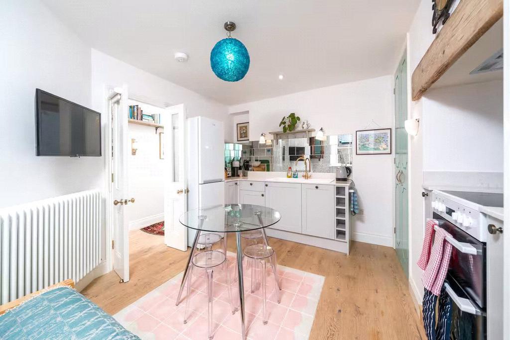 Kitchen/Living Room
