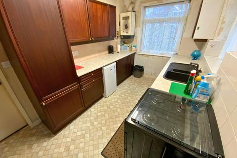 3 bedroom semi-detached house for sale, Brookside Crescent, Bury BL8