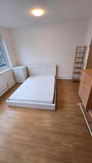 1 bedroom flat to rent, Lower Road, London SE16