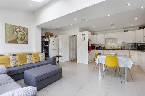 undefined, Churston Drive, Morden SM4