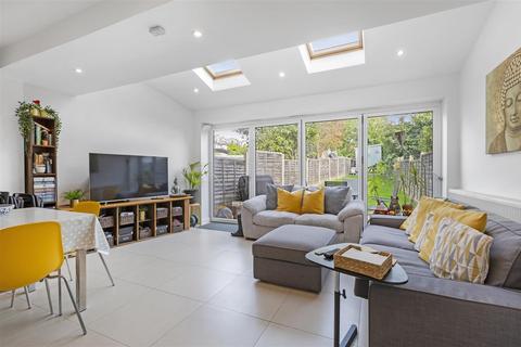 undefined, Churston Drive, Morden SM4