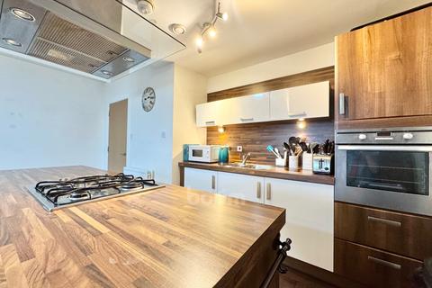 2 bedroom flat for sale, 4 Mulberry Square, Renfrew