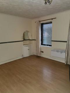 2 bedroom flat for sale, 2/4 West Pilton Rise, Edinburgh, EH4