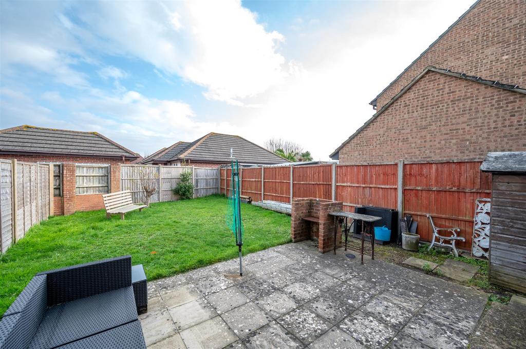 33 Kingfisher Close 25 14.jpg