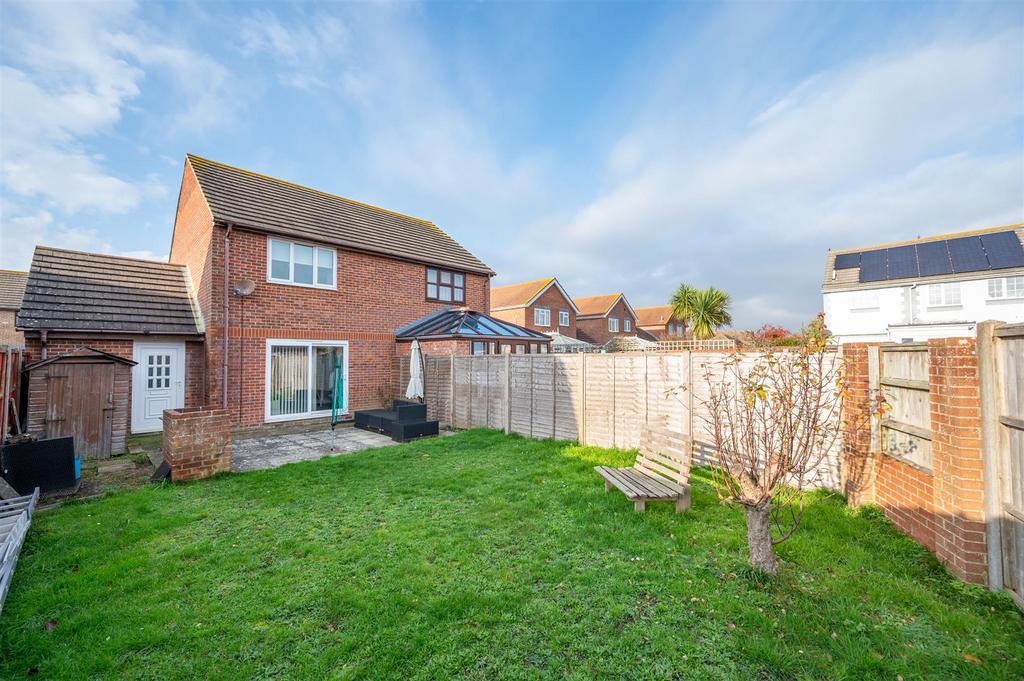 33 Kingfisher Close 25 16.jpg