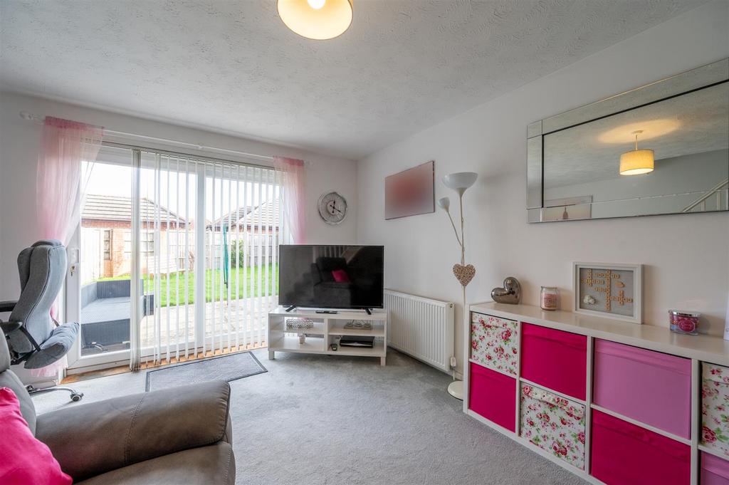 33 Kingfisher Close 25 5.jpg