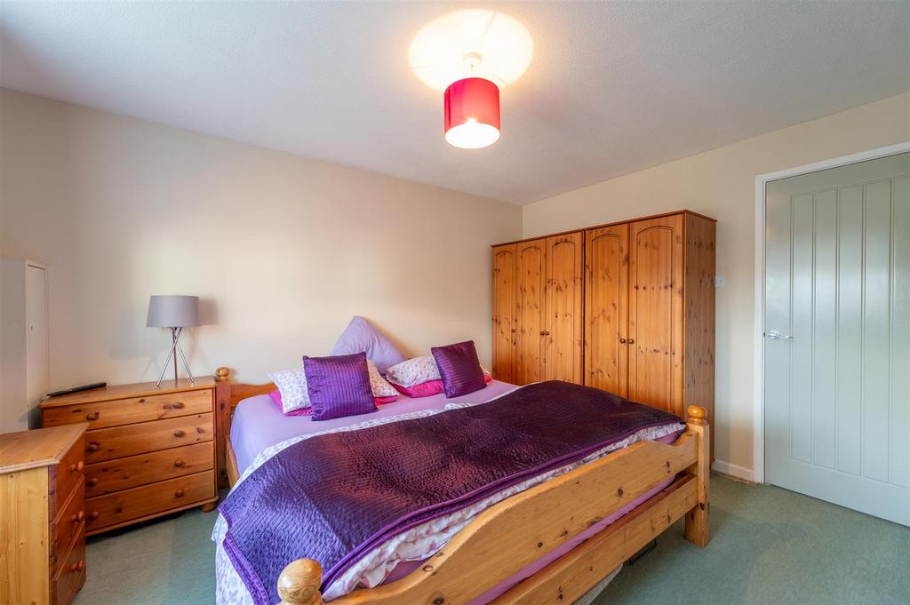 33 Kingfisher Close 25 10.jpg