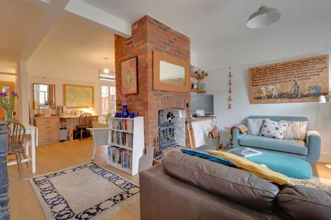 2 bedroom terraced house for sale, Lymbourn Road, Havant