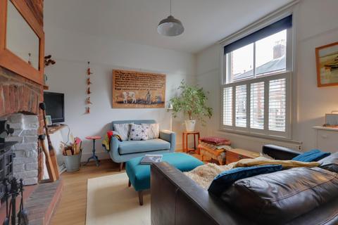 2 bedroom terraced house for sale, Lymbourn Road, Havant