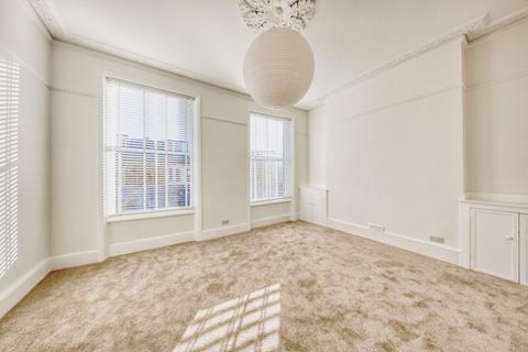 3 bedroom flat for sale, Old York Road, Wandsworth, SW18
