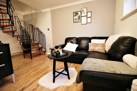 1 bedroom semi-detached house for sale, New Drake Green, Westhoughton, BL5 2RF