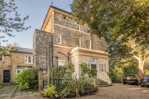 3 bedroom flat for sale, The Glebe, Blackheath, London, SE3