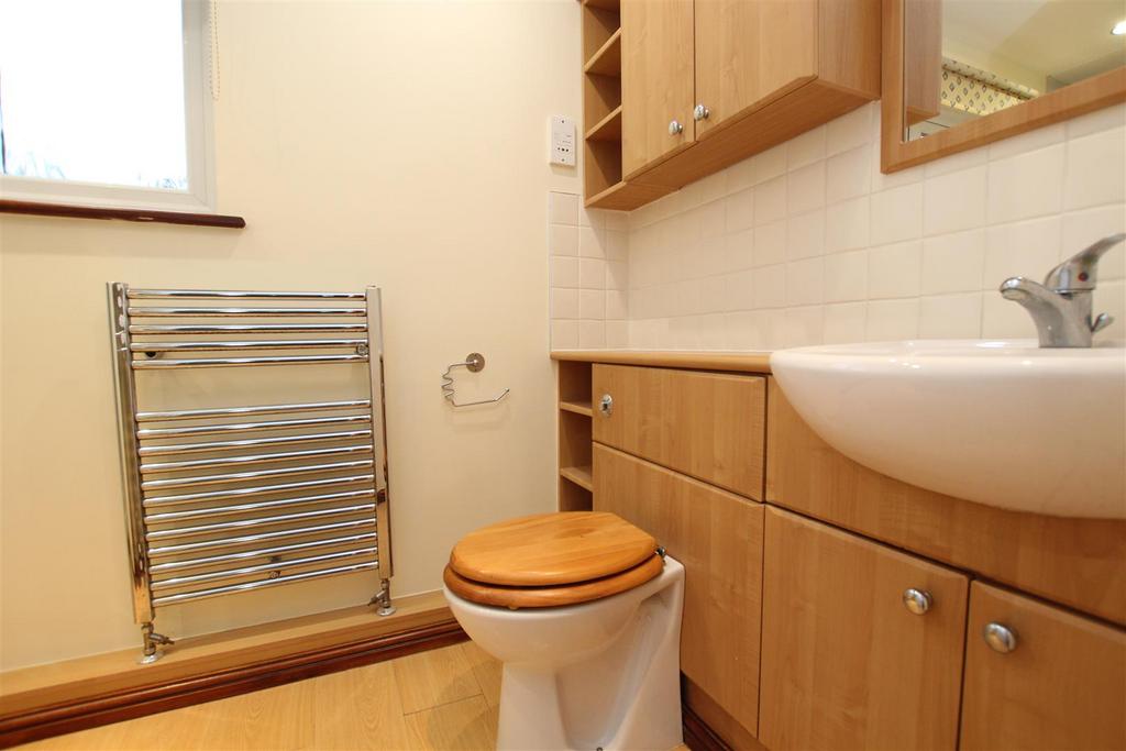 Ensuite Shower Room
