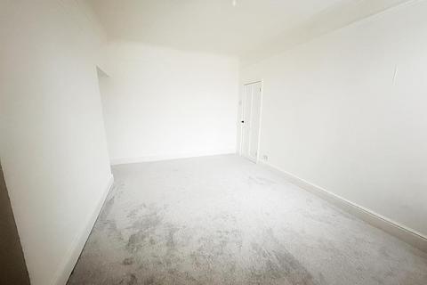 3 bedroom apartment for sale, Victoria Avenue, Wallsend