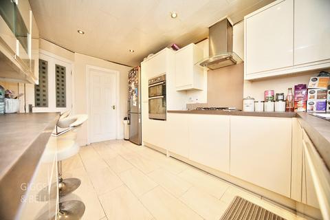 undefined, Greenside Park, Luton, Bedfordshire, LU2
